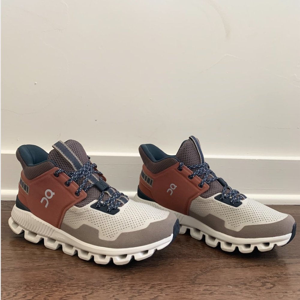 On Cloud Hi Edge Sneakers